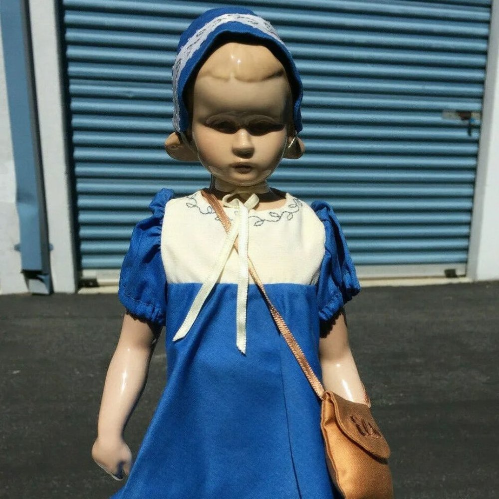 B&G Bing & Grondahl Denmark Porcelain Else Doll Of The Year Limited Edition 1984
